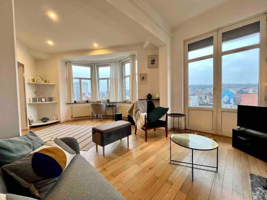Bellevue - Grand Appartement Pour 5 Sur Les Quais De La Meuse Liège Kültér fotó