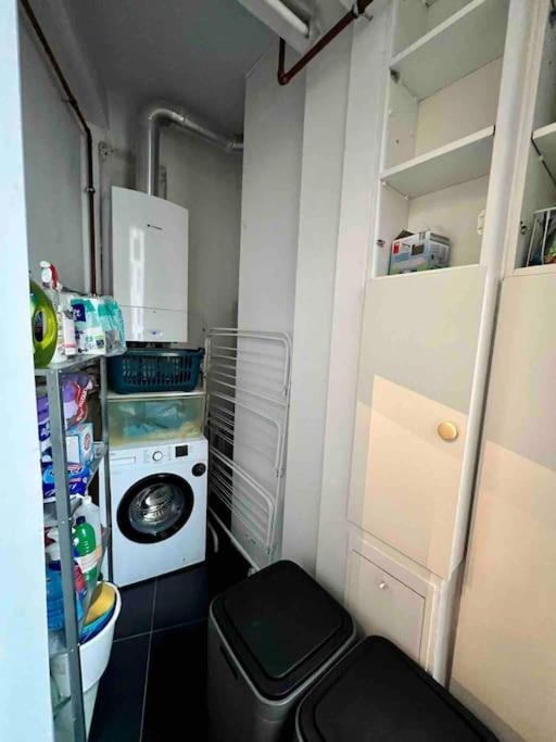 Bellevue - Grand Appartement Pour 5 Sur Les Quais De La Meuse Liège Kültér fotó