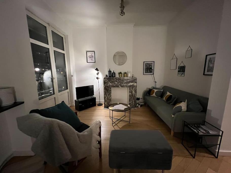 Bellevue - Grand Appartement Pour 5 Sur Les Quais De La Meuse Liège Kültér fotó