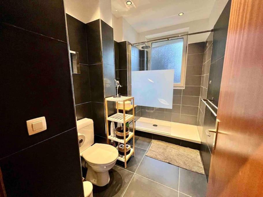 Bellevue - Grand Appartement Pour 5 Sur Les Quais De La Meuse Liège Kültér fotó