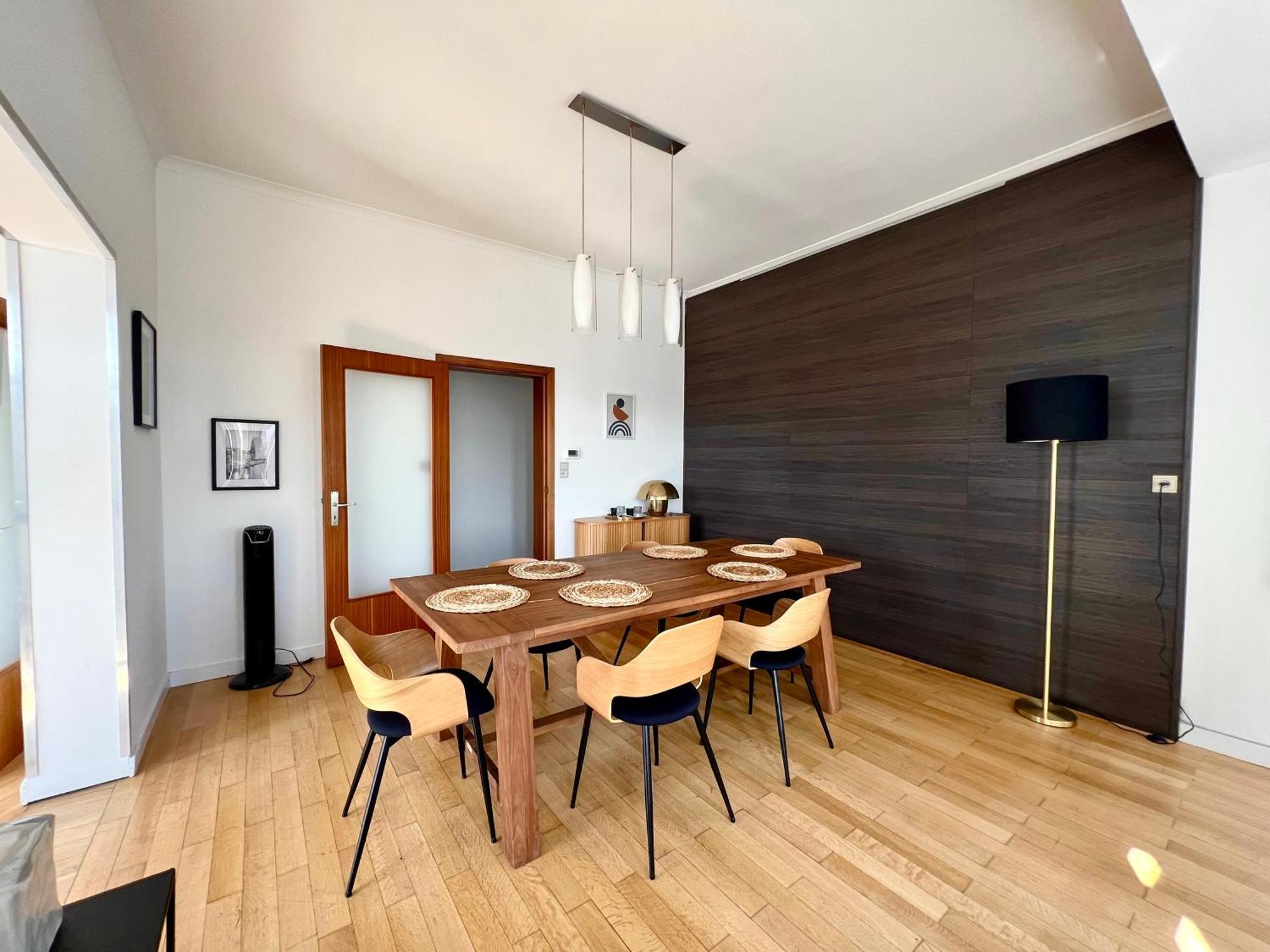 Bellevue - Grand Appartement Pour 5 Sur Les Quais De La Meuse Liège Kültér fotó