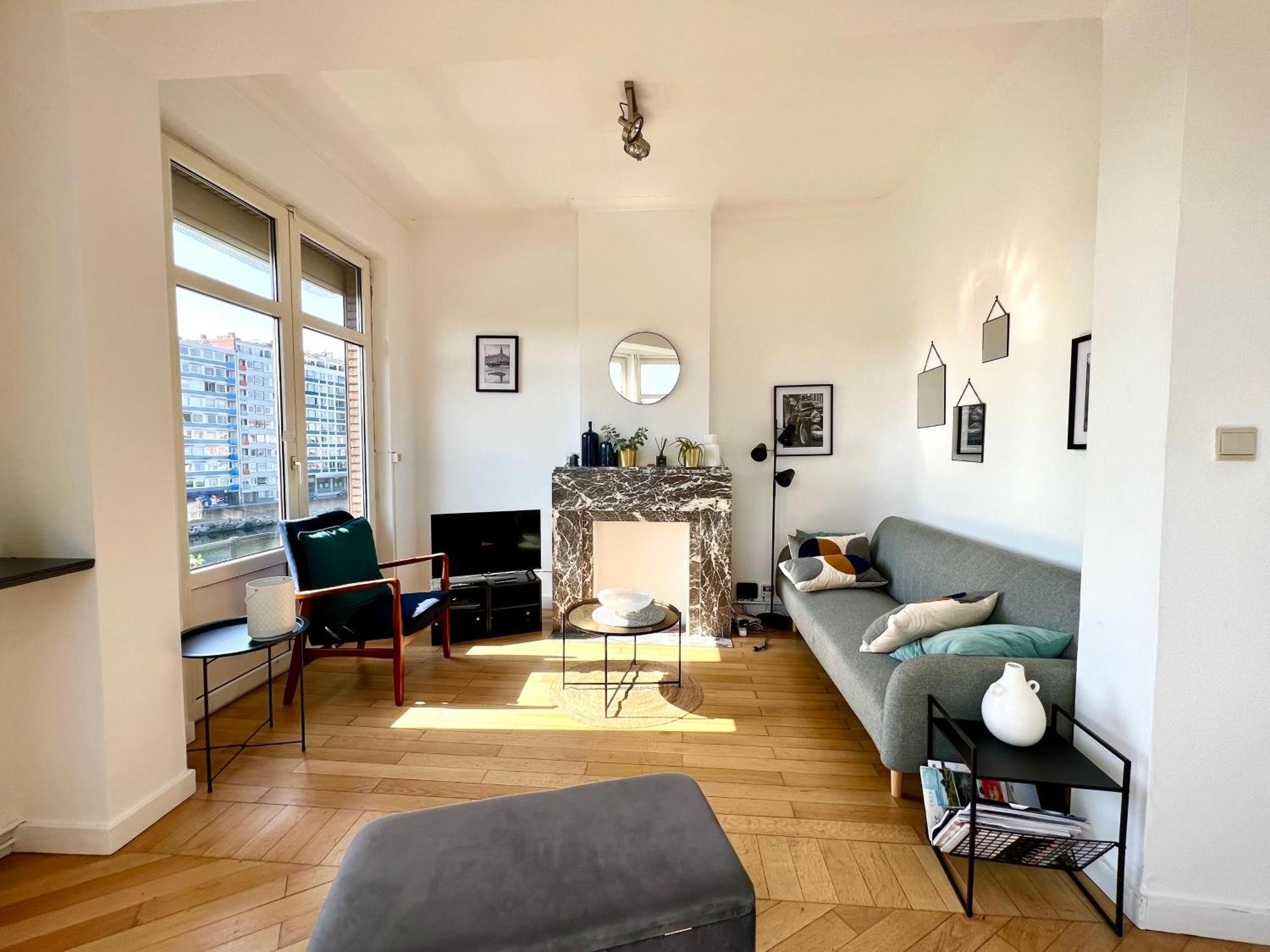 Bellevue - Grand Appartement Pour 5 Sur Les Quais De La Meuse Liège Kültér fotó